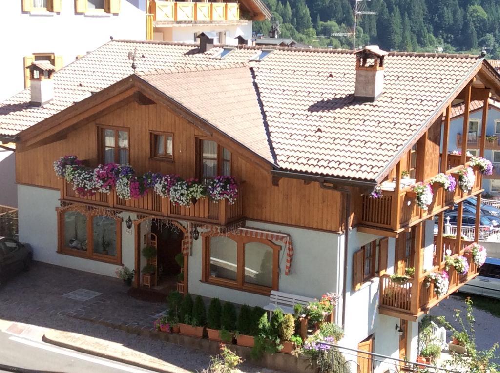 Appartamenti -Casa Nicolussi- مولفينو المظهر الخارجي الصورة